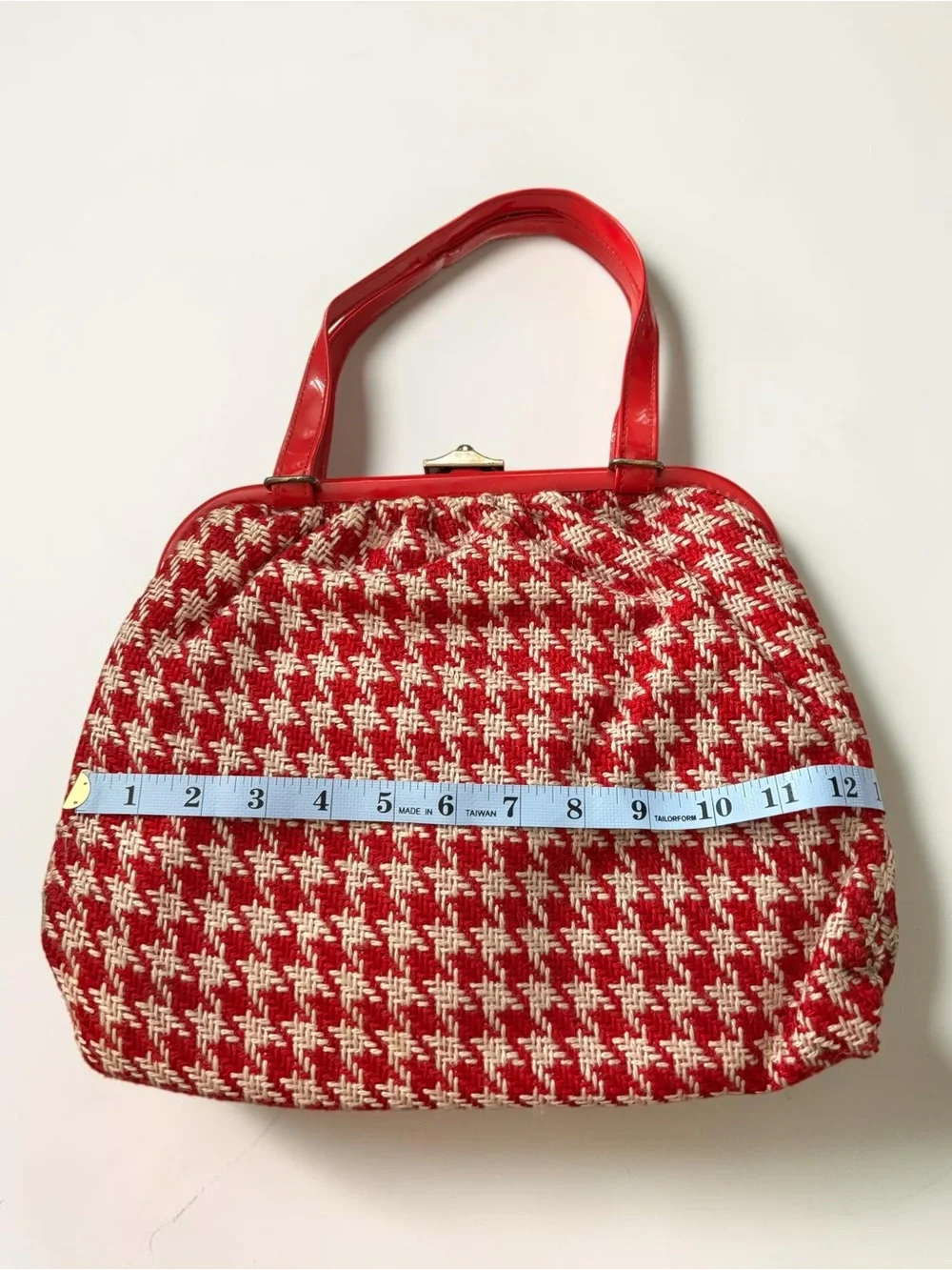 Vintage Minaret USA Red Cream Woven Houndstooth Frame Handbag Purse